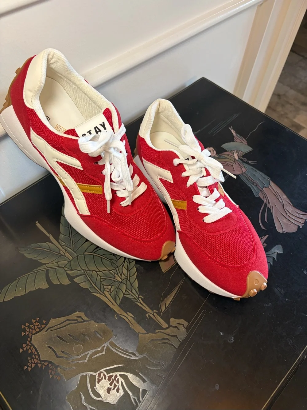 Red Athletic Tennis Sneakers — Lightweight Court Shoes